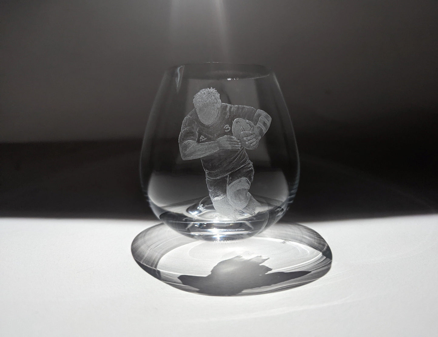 Hand Engraved Rugby Whisky Glass - Rugby Player Gift - Wine/Water/Whisky Glass