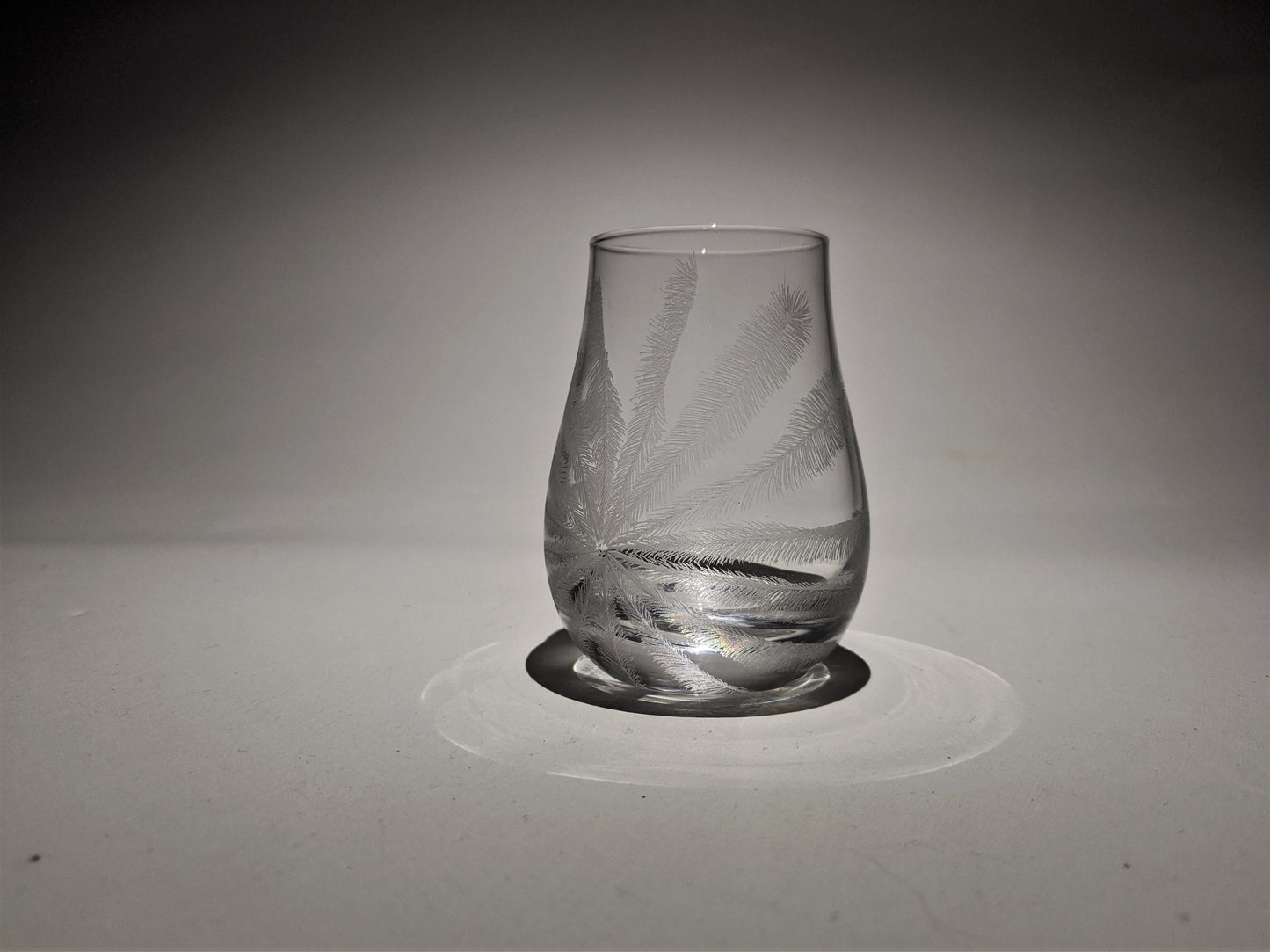 Feather Sea Anemone Vase - Hand Engraved Miniature Vase