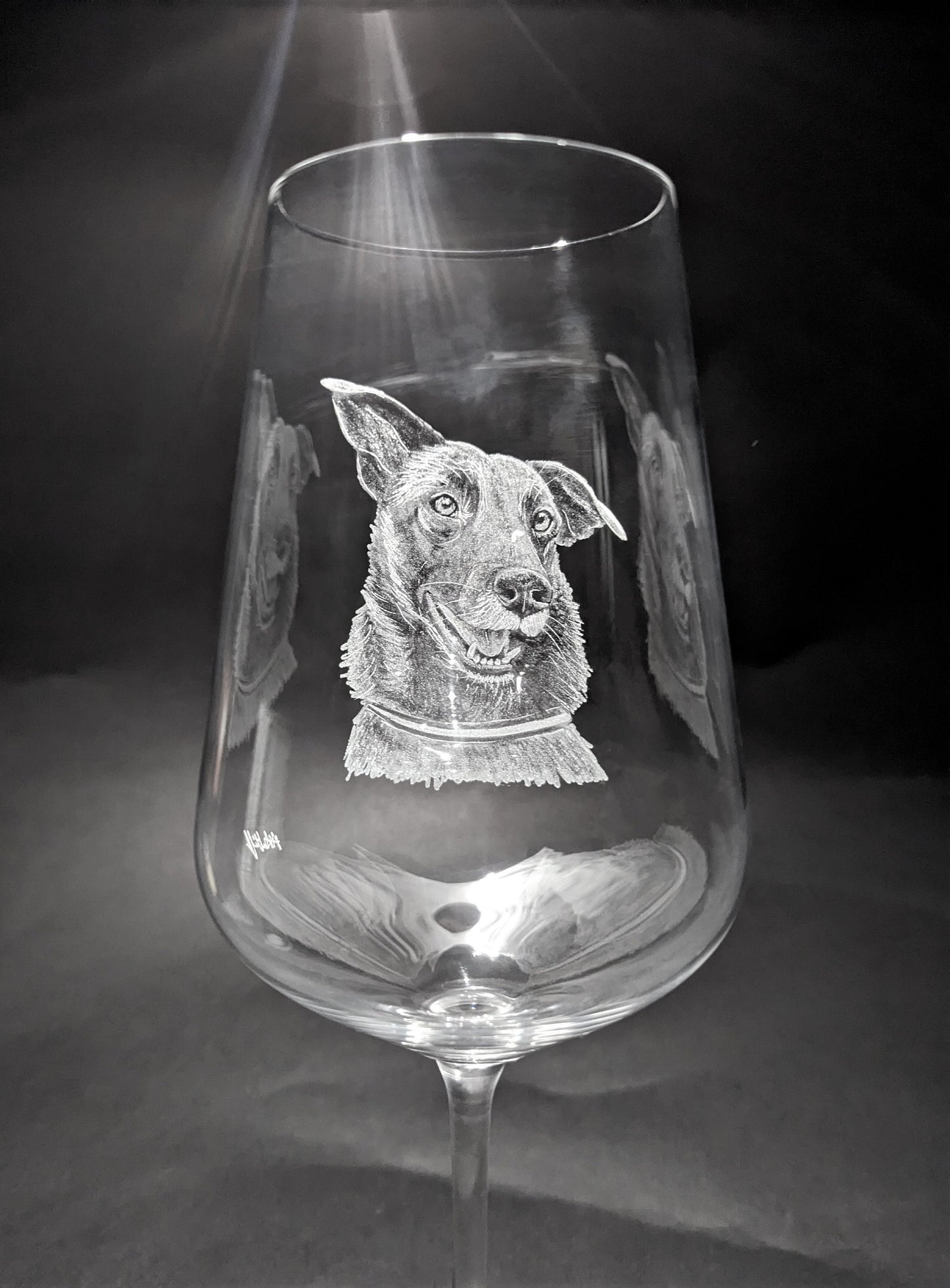 Hand Engraved Custom Pet Pint Glass – Personalised Pet Portrait Gift