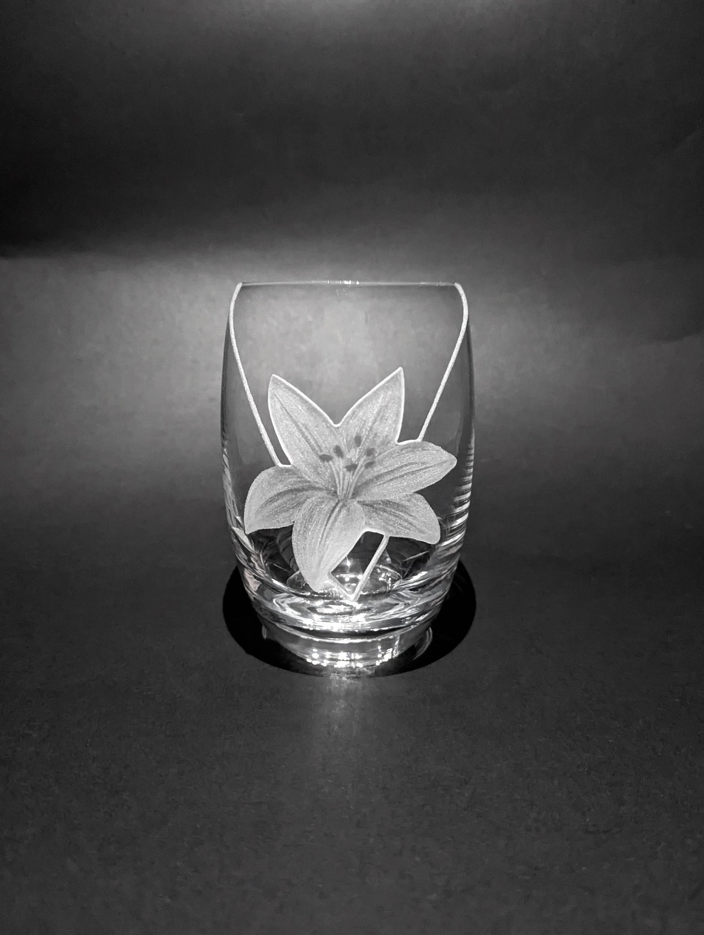 Cut Out Lily Vase - Small Decorative Lily Vase