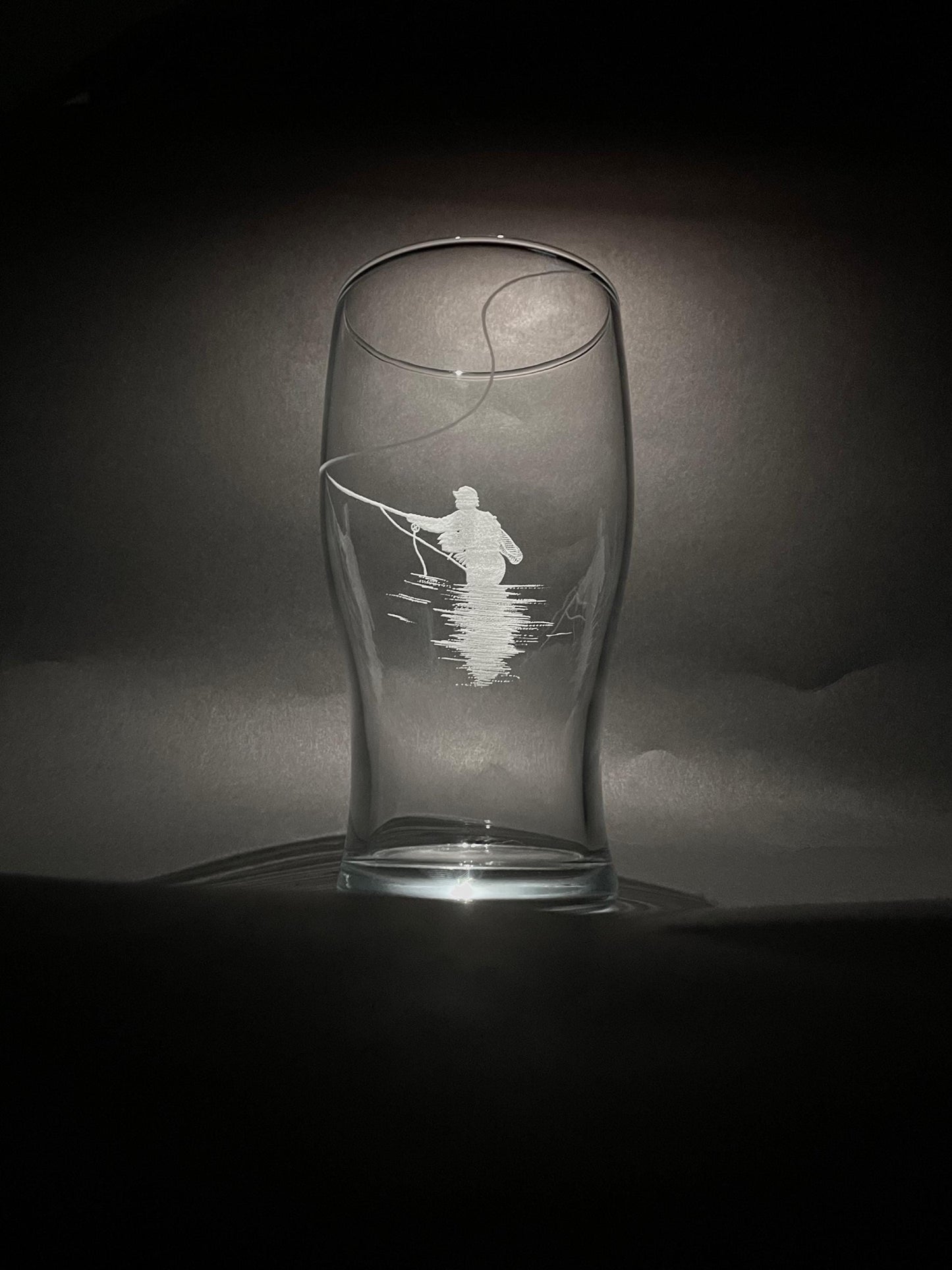 Hand Etched Fly Fishing Pint Glass - Fishing Beer Gift