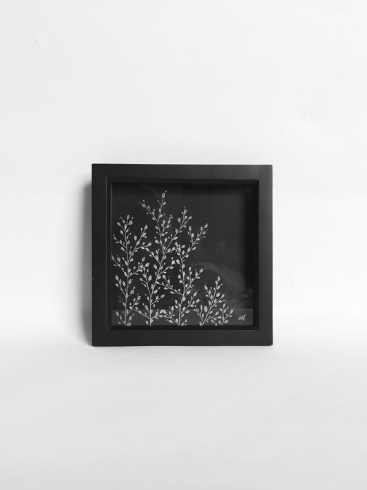 Hand Engraved Floral Glass Frame - Gypsophila Flower Gift