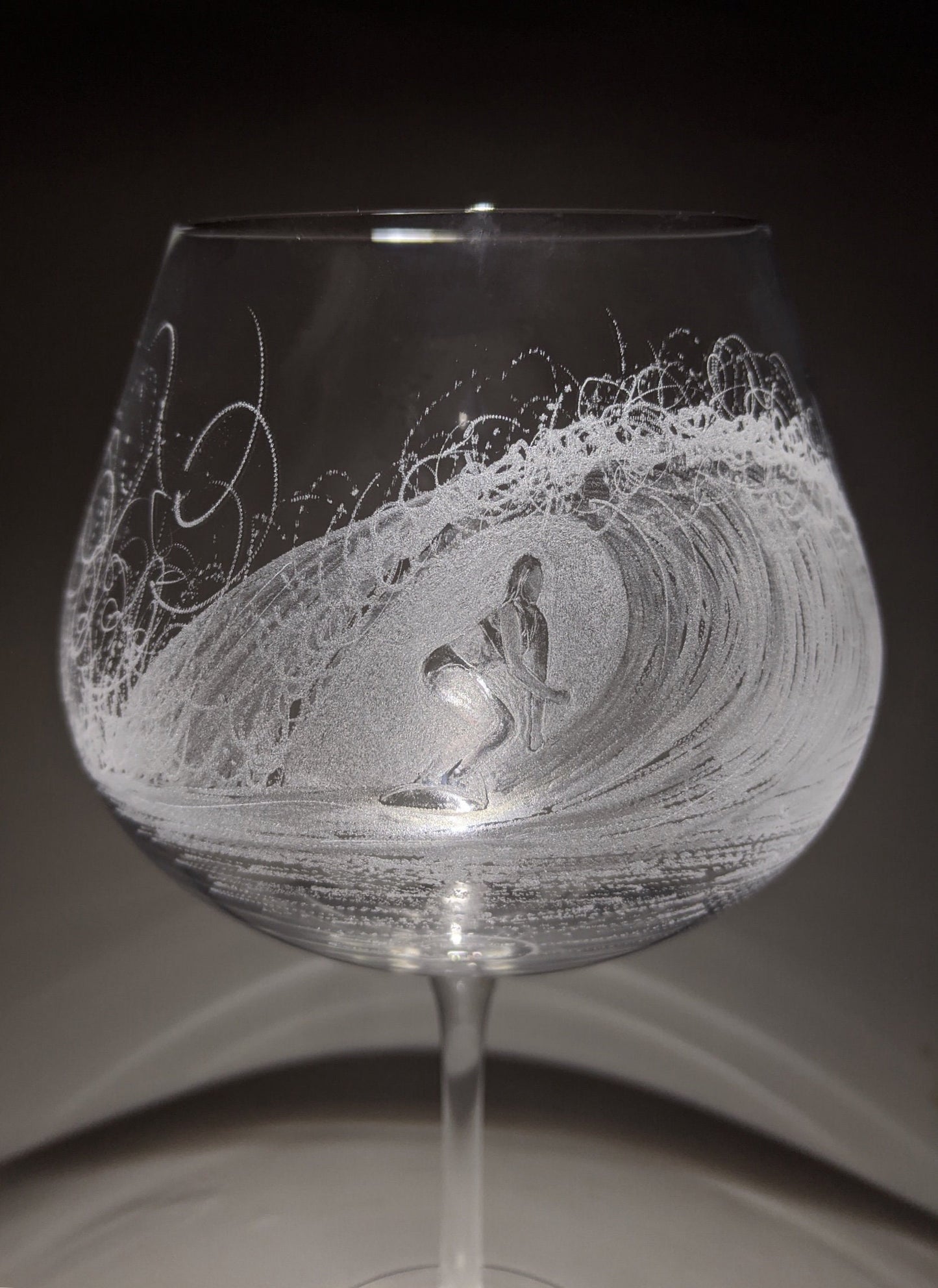 Hand Engraved Surfing Wave Gin Glass – Surfer Gift