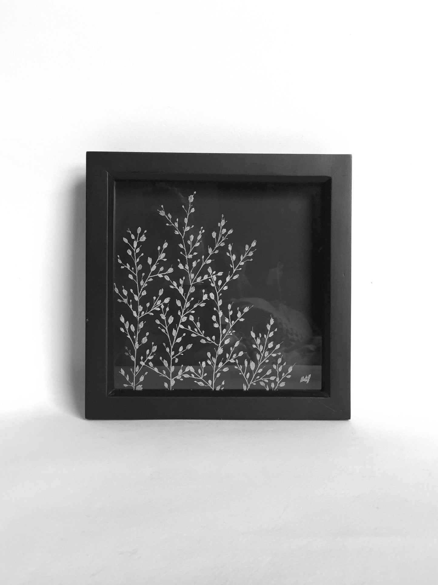 Hand Engraved Floral Glass Frame - Gypsophila Flower Gift
