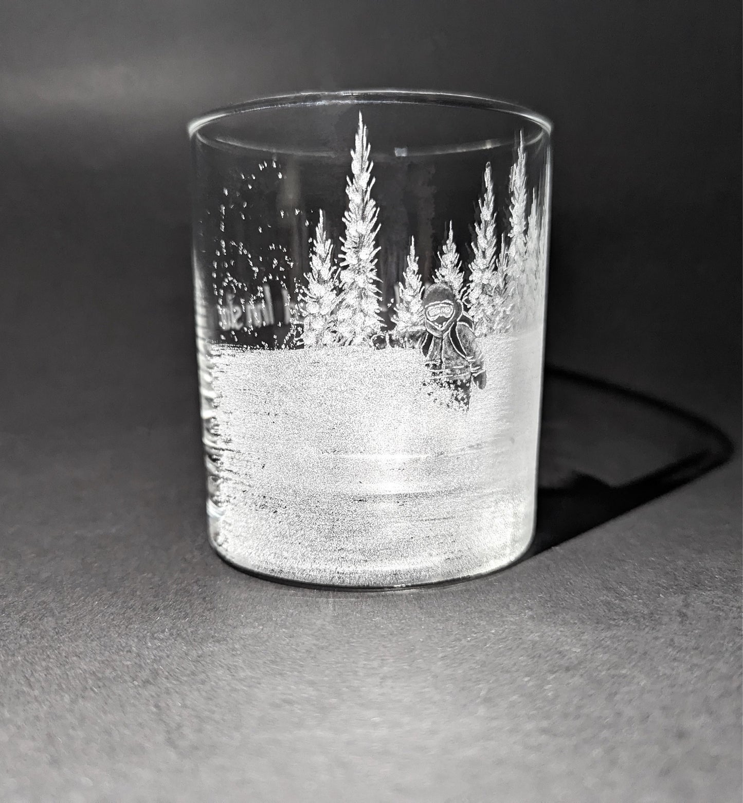 Hand Engraved Snowboarding Whisky Glass – Snowboarder & Mountain Gift
