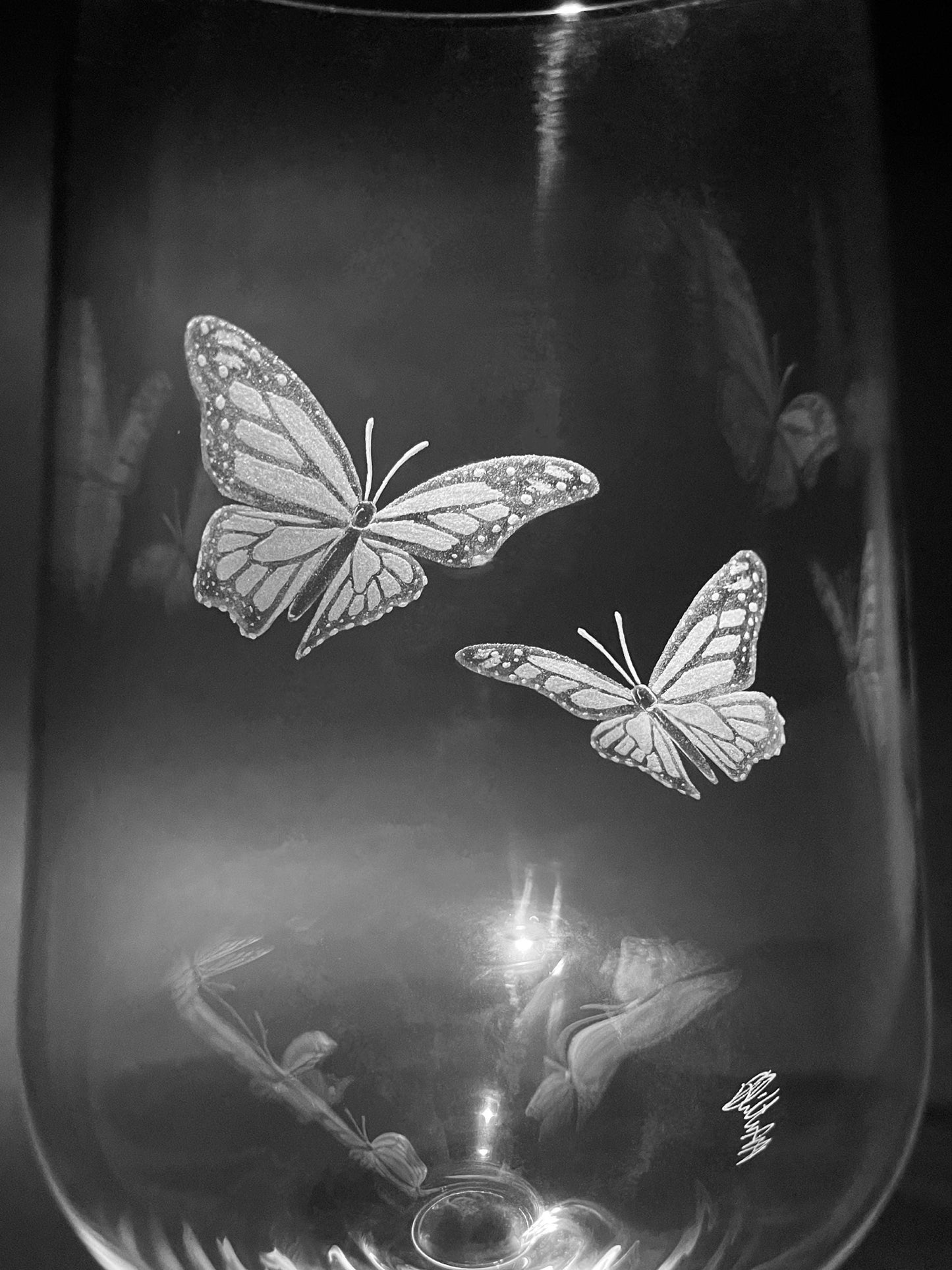 Hand Engraved Butterflies Wine Glass – Monarch Butterfly Gift