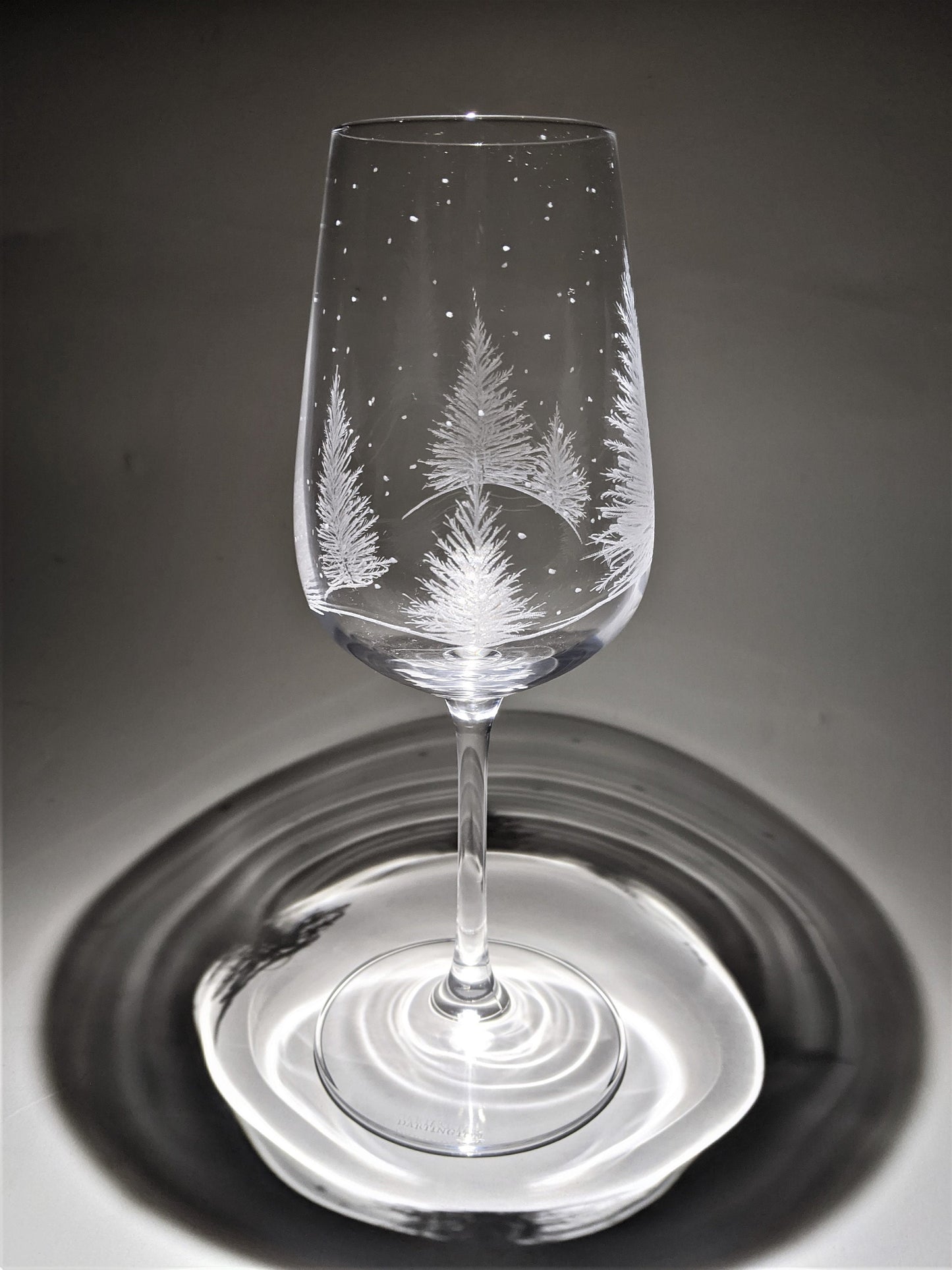 Hand Engraved Snowy Tree Wine Glasses - Christmas Tree Gift