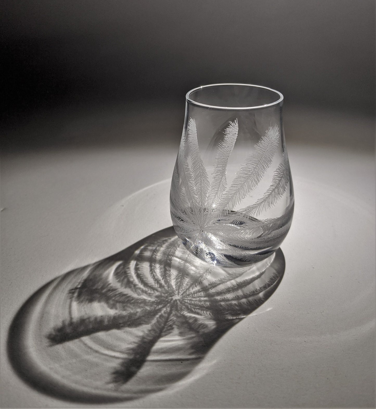 Feather Sea Anemone Vase - Hand Engraved Miniature Vase