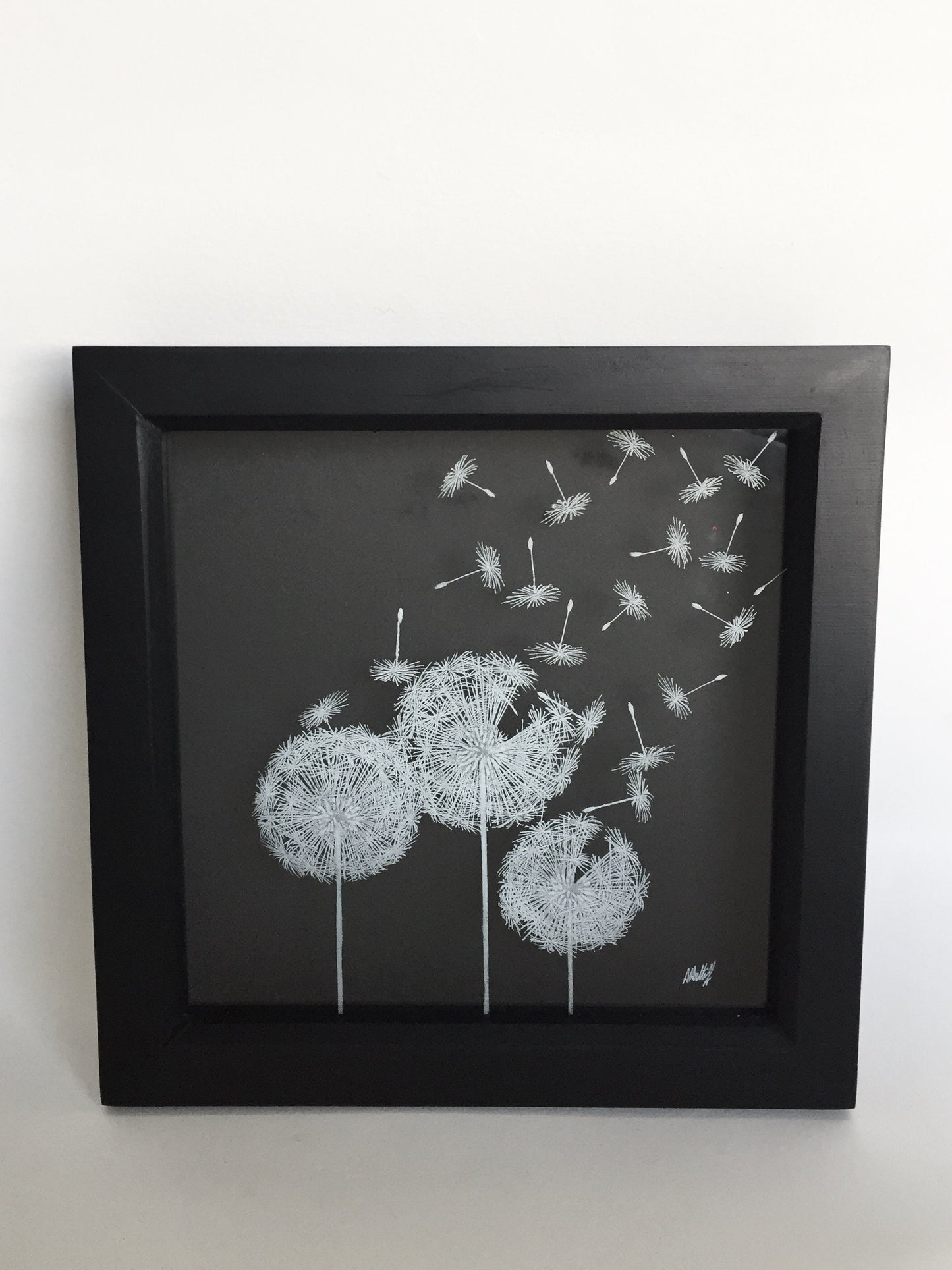 Dandelion Blowing In The Wind - Dandelion Seeds - Engraved Dandelion Picture