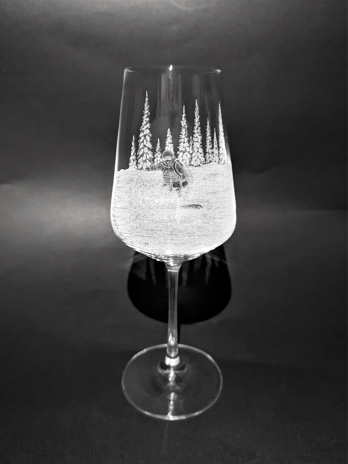 Personalised Snowboarding Wine Glass - Hand Engraved Snowboarder Gift