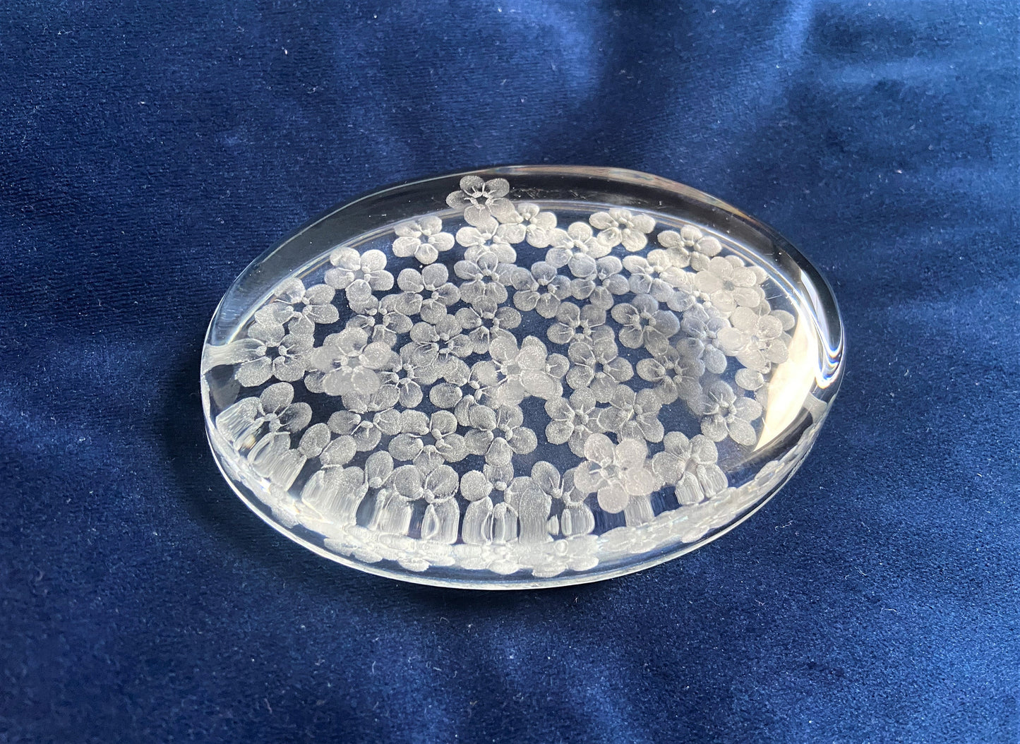 Oval Forget Me Not Paperweight  -  Engraved Glass Gifts