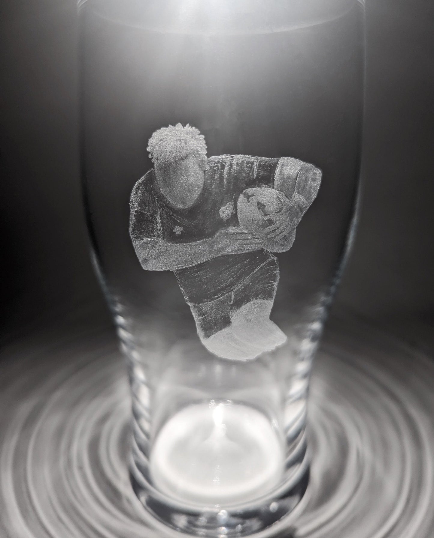 Hand Engraved Rugby Pint Glass –  Rugby Player Gift