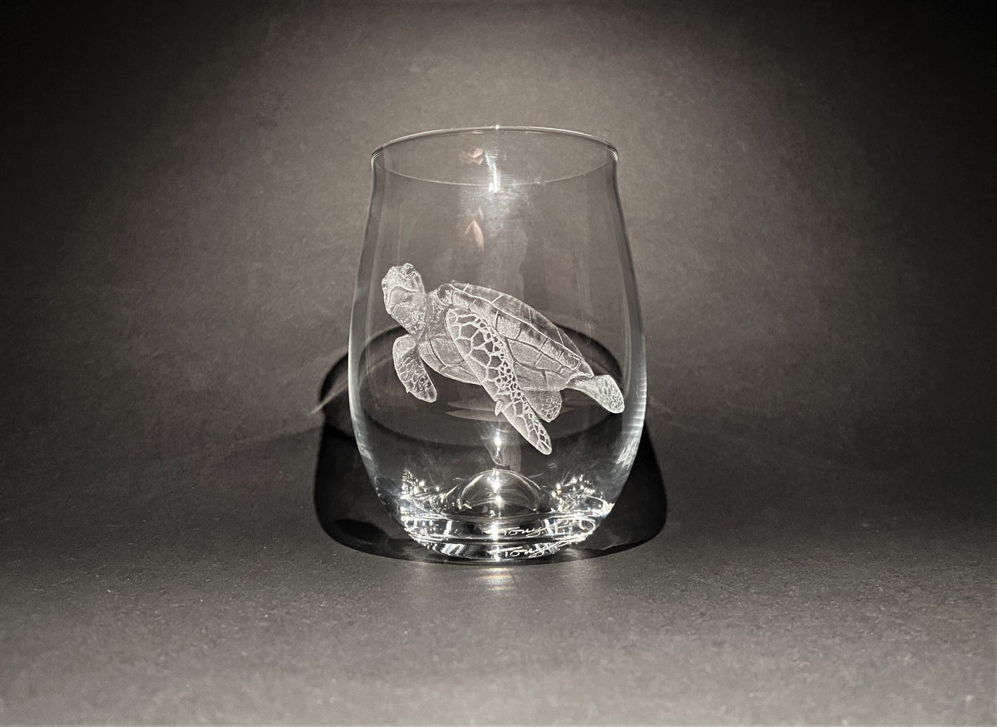 Customised Sea Turtle Stemless Wine Glass - Unique Turtle Gift