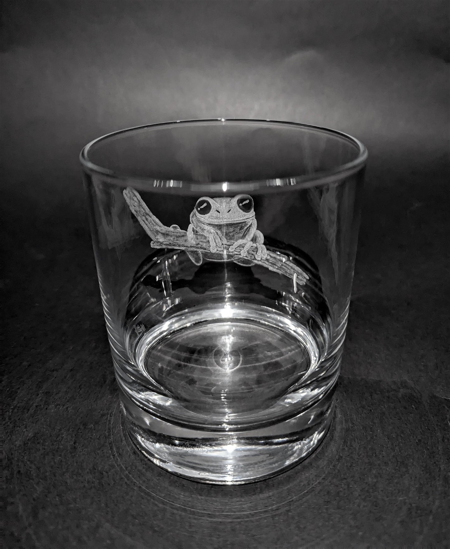 Hand Engraved Frog Whisky Glass - Frog Lover Gift