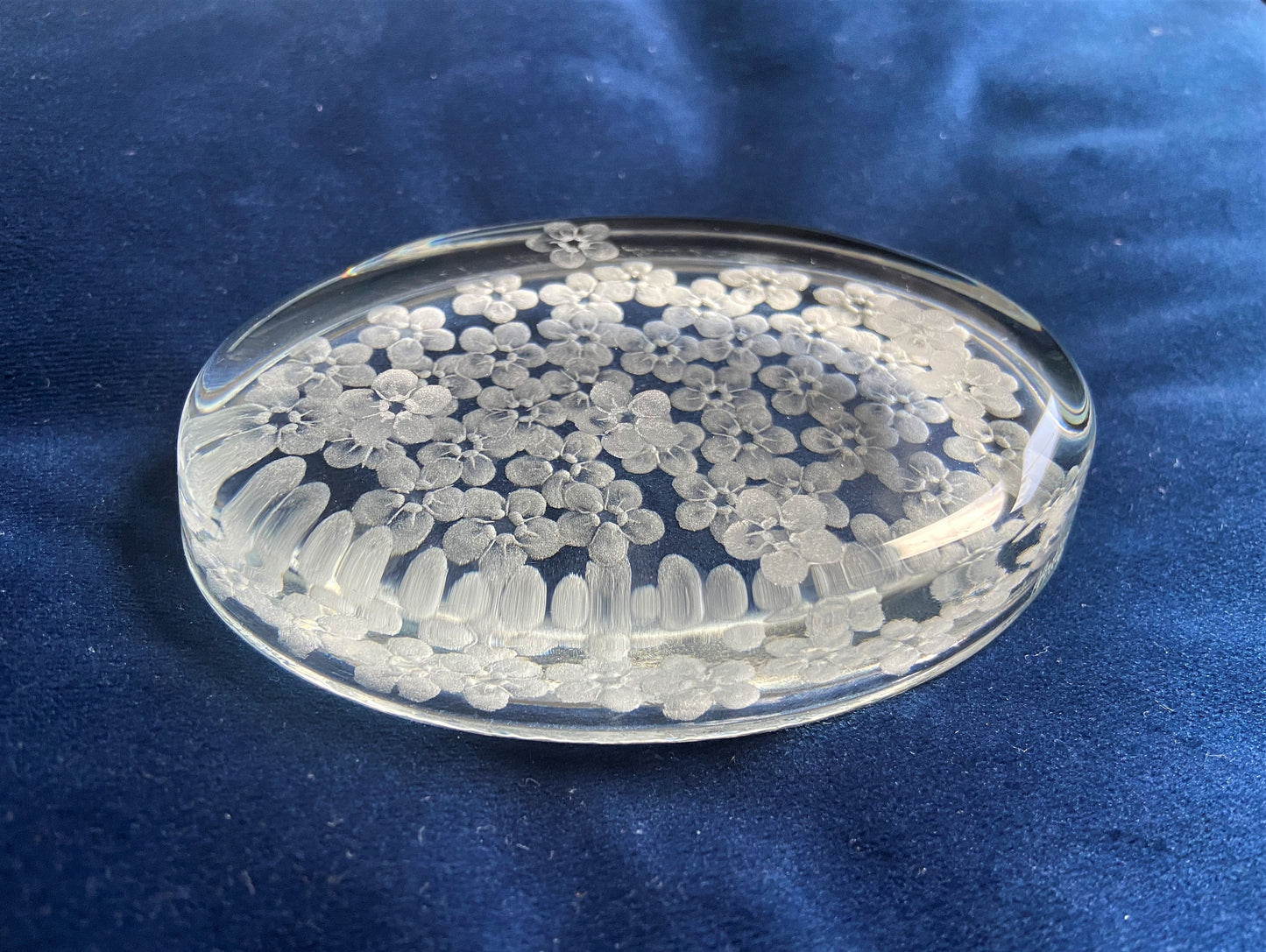 Oval Forget Me Not Paperweight  -  Engraved Glass Gifts