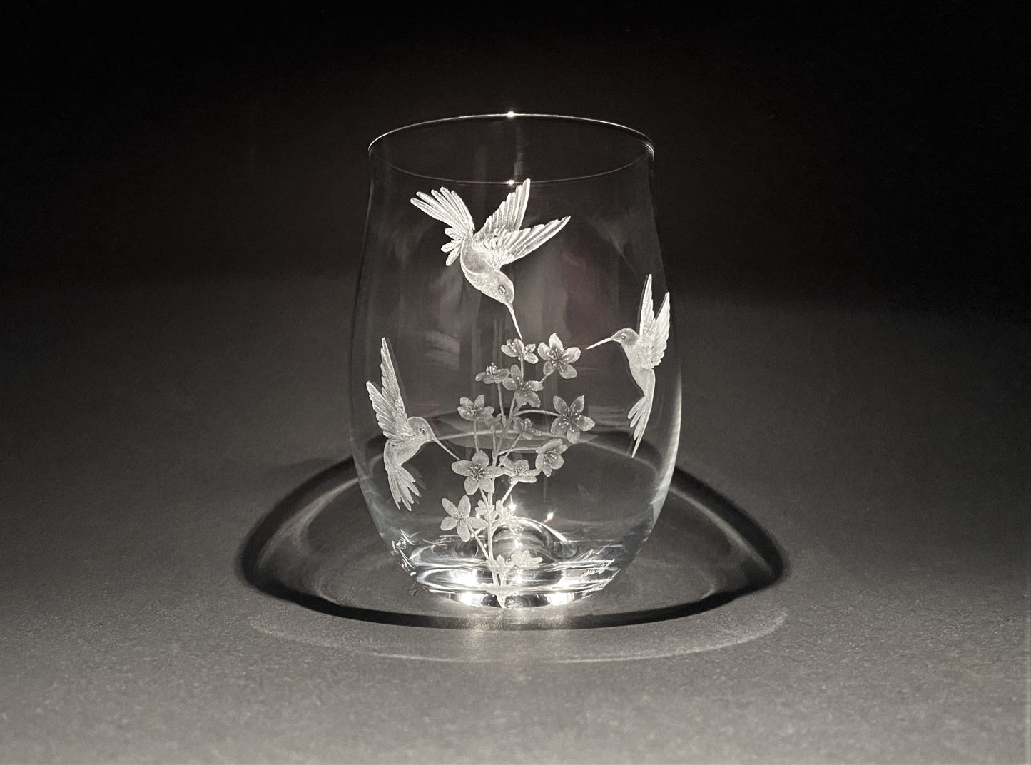 Hand Engraved Hummingbirds and Flowers - Unique Hummingbird Stemless Wine Glass