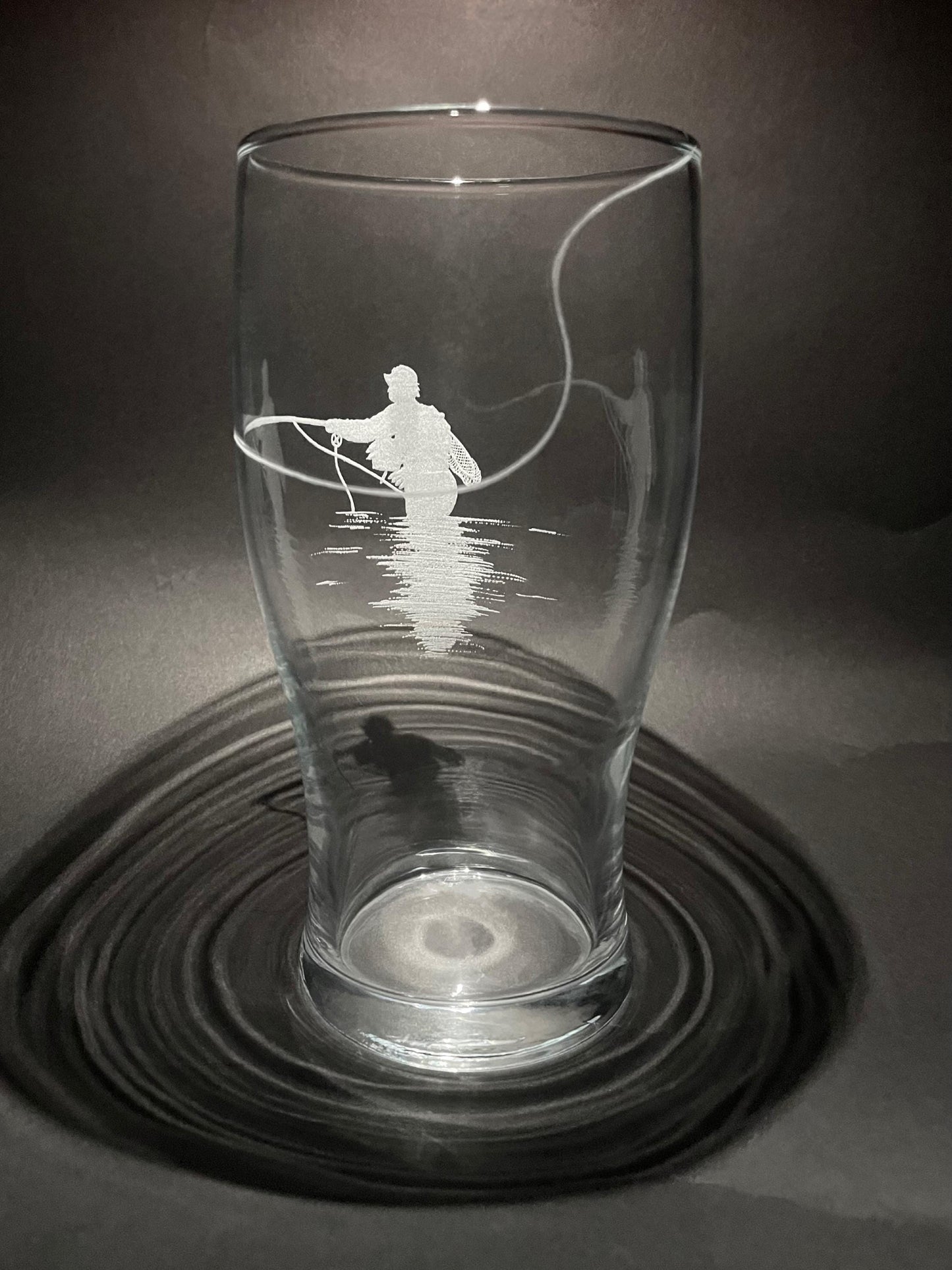 Hand Etched Fly Fishing Pint Glass - Fishing Beer Gift