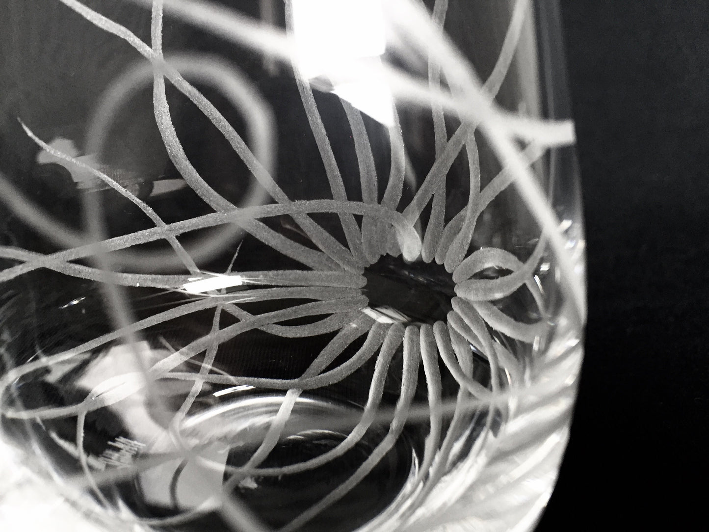 Small Hand Engraved Dartington Crystal Vase - Miniature Sea Anemone Ocean Décor