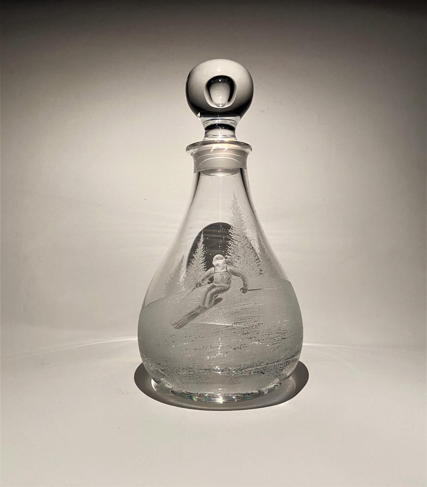 Hand Engraved Crystal Decanter – Personalized Skiing Gift
