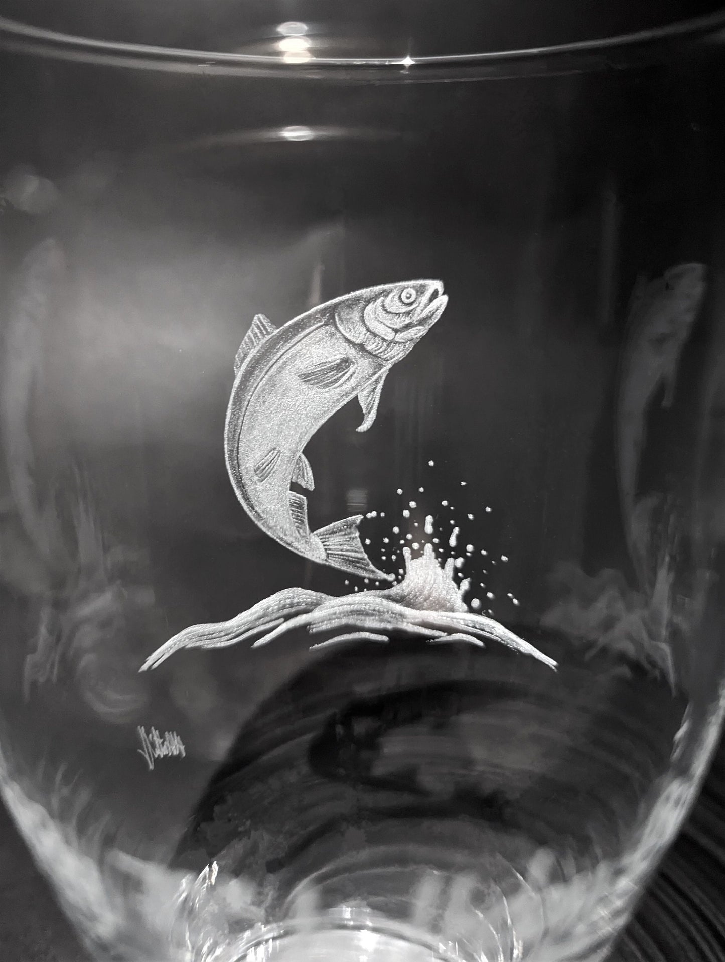 Hand Engraved Salmon Wine Glass –  Fly Fishing Gift