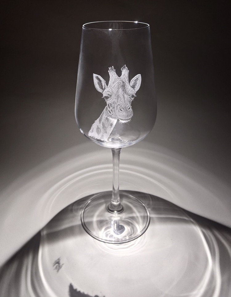 Hand Engraved Giraffe Wine Glass – Personalized Animal Gift