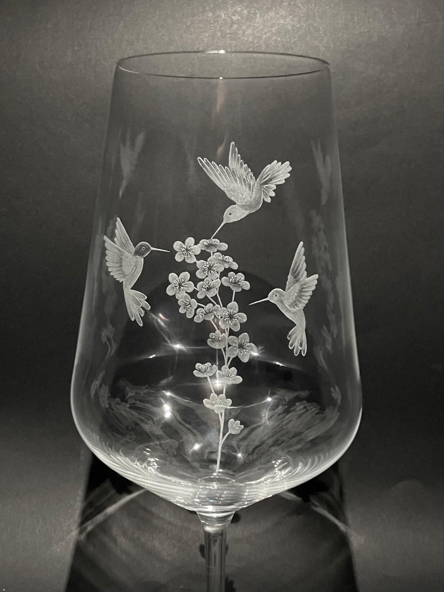 Hand Engraved Hummingbird & Cherry Blossom Wine Glass – Bird & Flower Gift