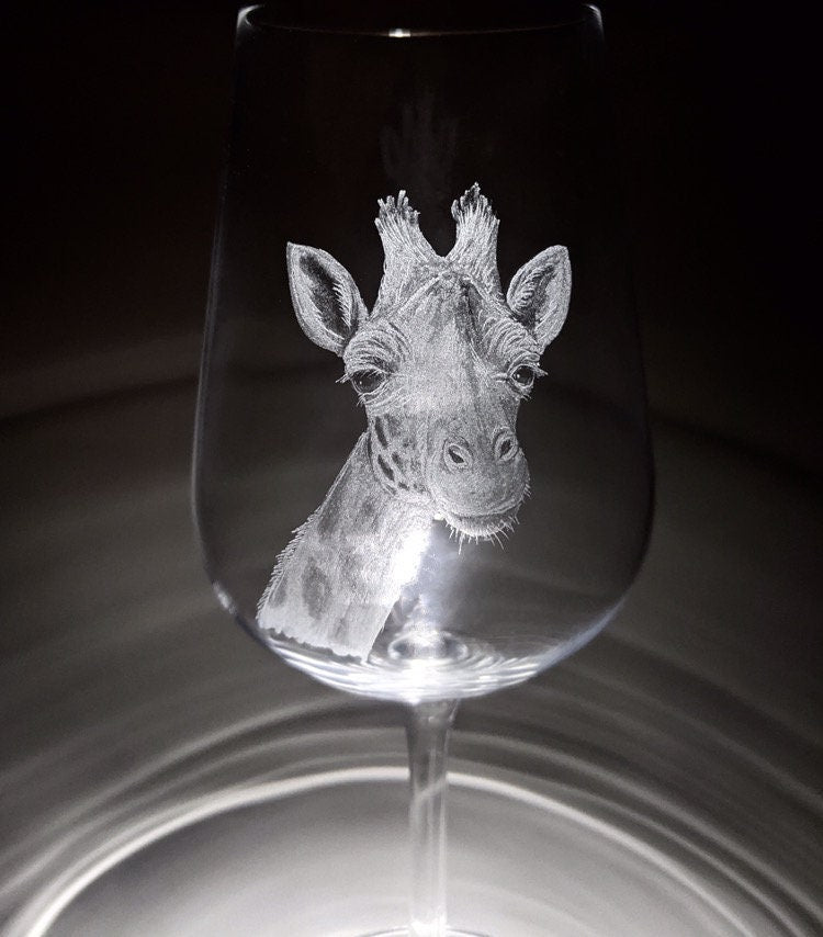 Hand Engraved Giraffe Wine Glass – Personalized Animal Gift