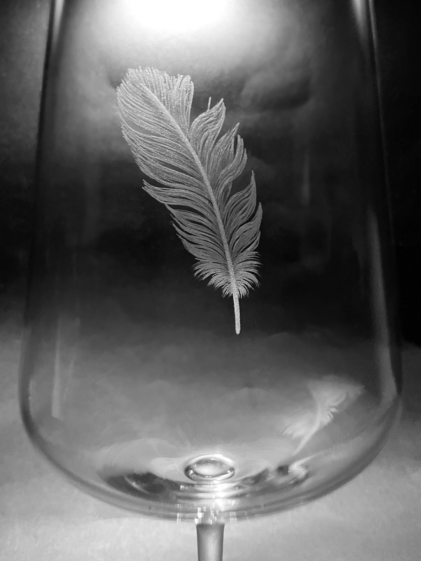 Hand Engraved Feather Wine Glass – Symbolic Remembrance Gift