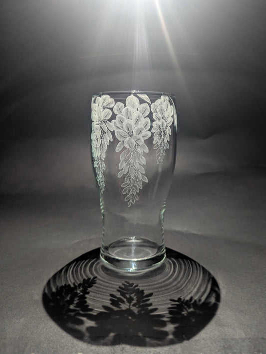 Hand Engraved Wisteria Flowers Pint Glass - Wisteria Gifts