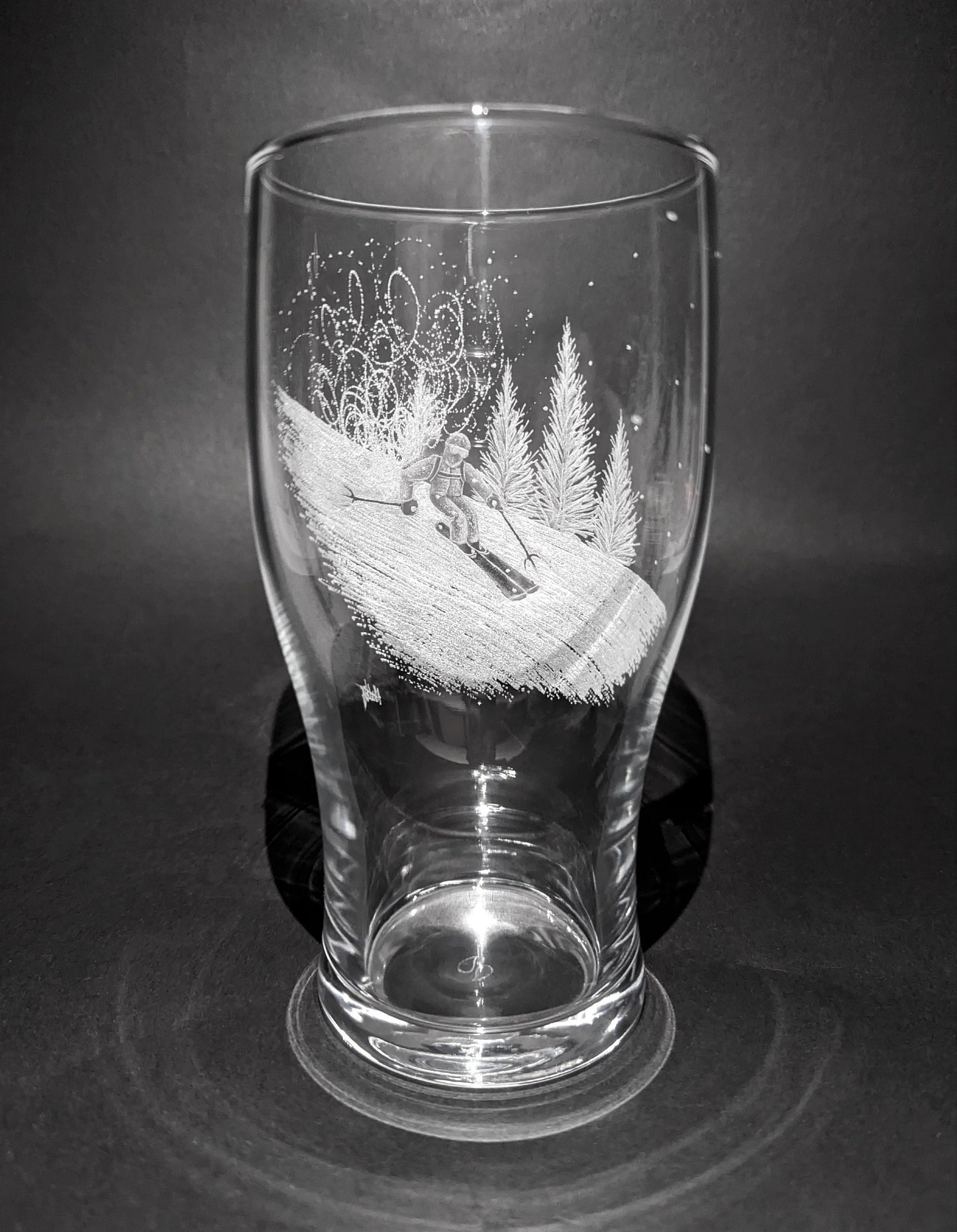 Custom Ski Beer Glass - Hand Engraved Skiing Pint Glass
