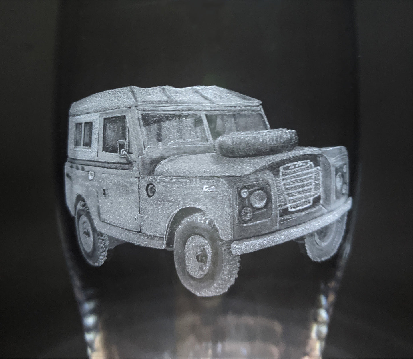 Hand Engraved Land Rover Pint Glass – Personalized Series 2 Design