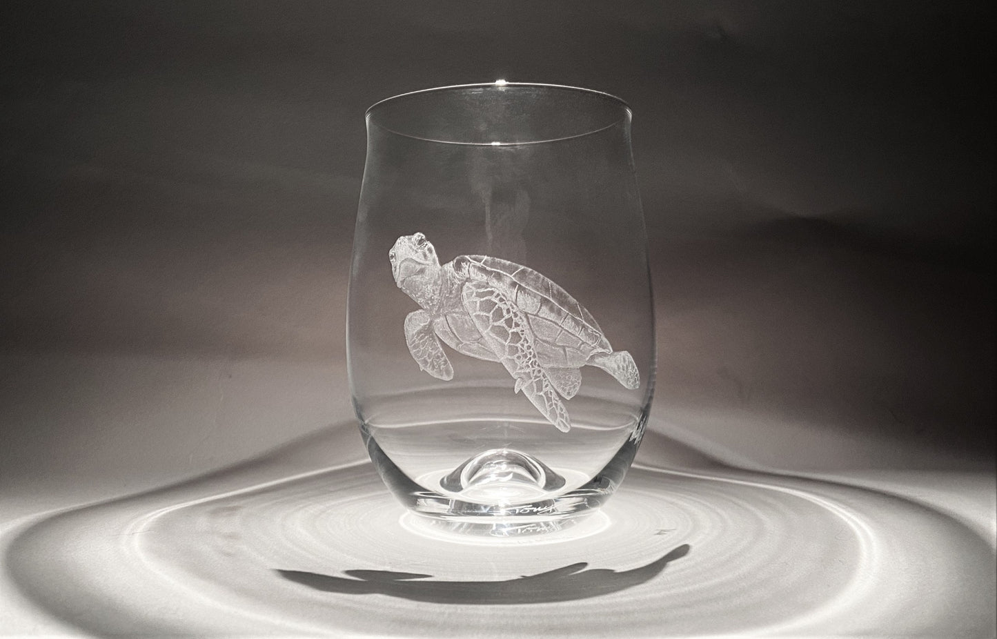 Customised Sea Turtle Stemless Wine Glass - Unique Turtle Gift