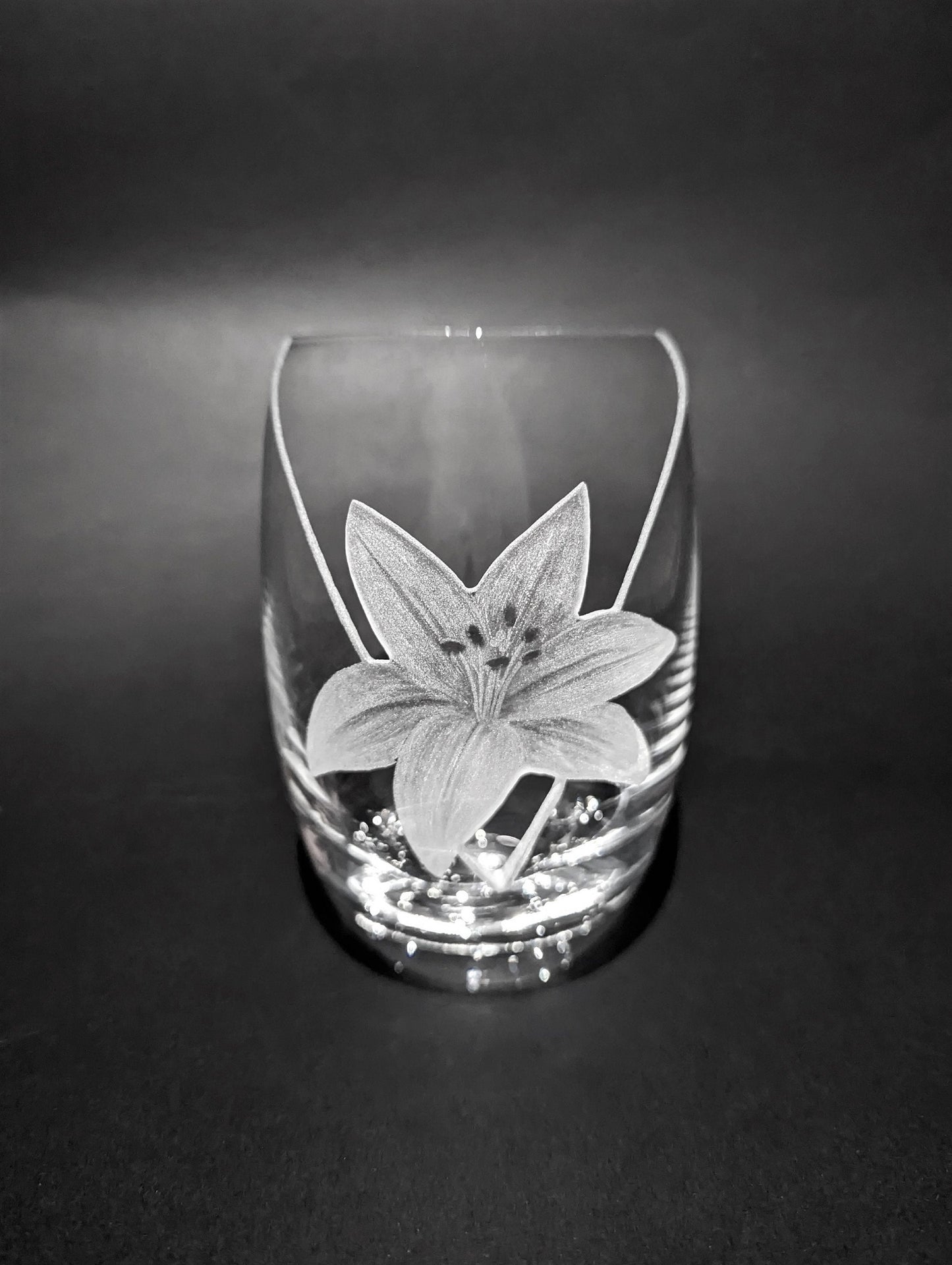 Cut Out Lily Vase - Small Decorative Lily Vase